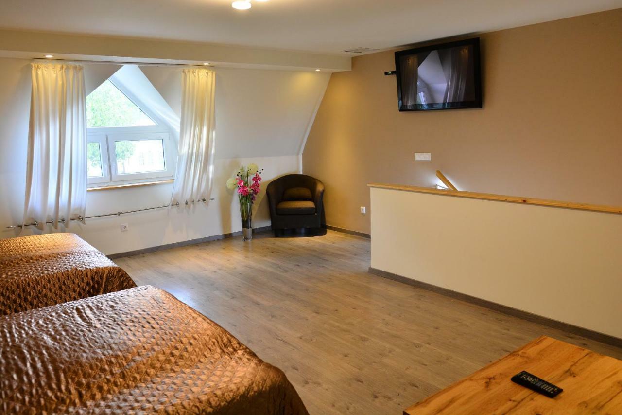 Room4U Apartment Balatonszárszó Extérieur photo